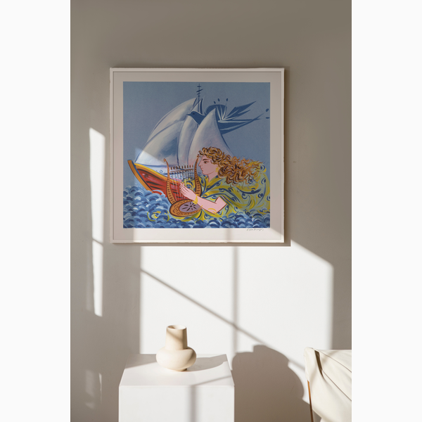 Κοπέλα με λύρα στη θάλασσα